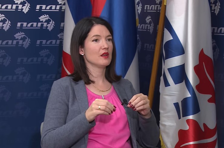 JELENA TRIVIĆ ODGOVORILA NA PROZIVKE O AMERIČKIM MILIONIMA "Dodik se potpuno pogubio, u kampanju uključio svoje plaćenike u vidu teletabis analitičara"