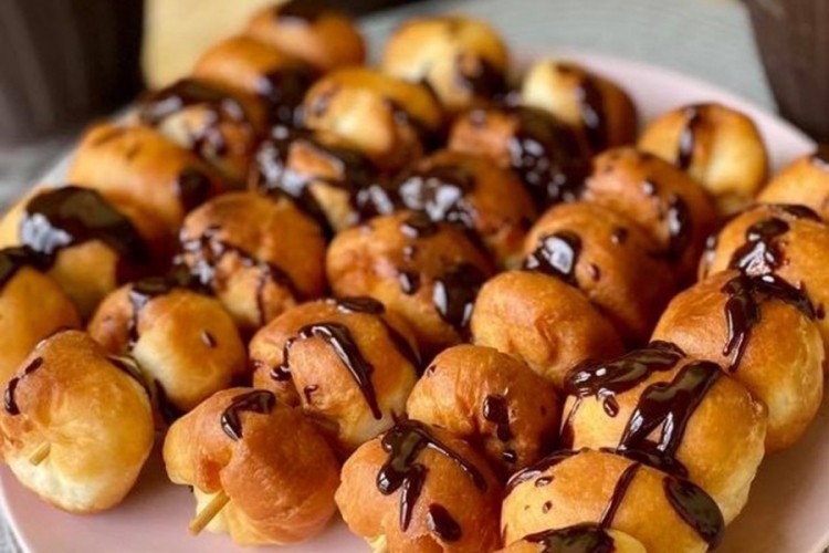 UKUĆANI NEĆE MOĆI DA IM ODOLE Grčke mini-krofne