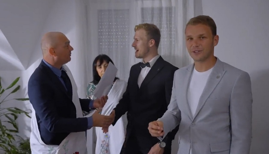 STANIVUKOVIĆ LJUDIMA BANUO NA SVADBU, DONIO LIJEPE VIJESTI „Riješeno jedno od najkrupnijih nacionalnih pitanja“;  Ljudi mu zamjeraju jedan detalj (VIDEO)