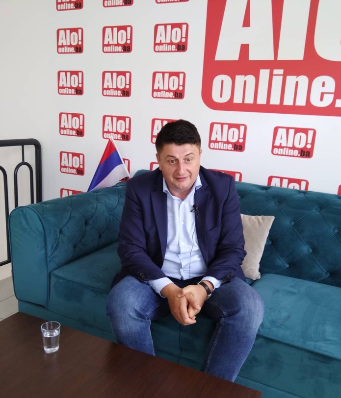 MILAN RADOVIĆ PODNIO KRIVIČNU PRIJAVU "Snimak je loša montaža, sve ovo što čine govori da oni gube na izborima"