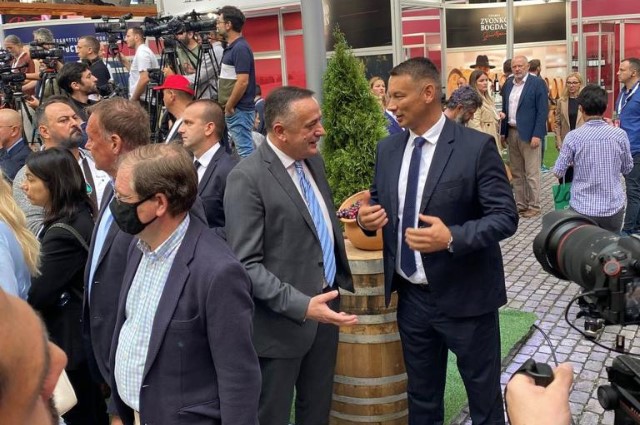 NEŠIĆ NA OTVARANJU VINSKE VIZIJE OTVORENOG BALKANA: "Otvoreni Balkan" je šansa da se BiH pomjeri s mrtve tačke
