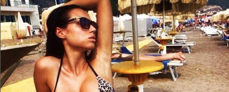 "BOMBA" NA PLAŽI MAJAMIJA Sarajka ostavila bez daha pratioce, Instagram se usijao od komentara (FOTO)