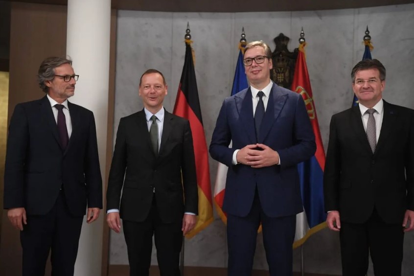 "NEMA PREDAJE! ŽIVJELA SRBIJA" Vučić jasno i glasno poručio evropskim pregovaračima: Nikakvog priznanja Kosova neće biti