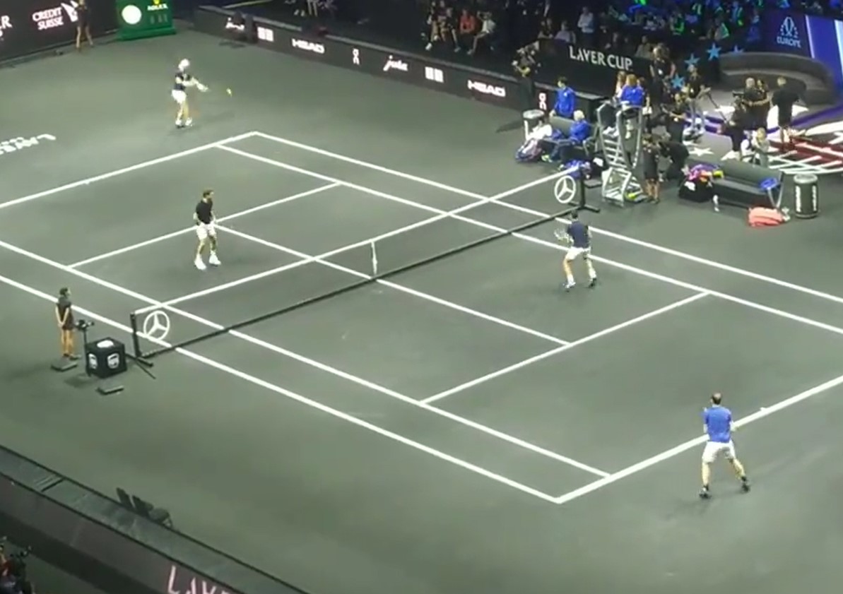 DUEL KOJI ĆE SE PREPRIČAVATI GENERACIJAMA Federer i Nadal protiv Đokovića i Mareja, jedan poen posebno oduševio