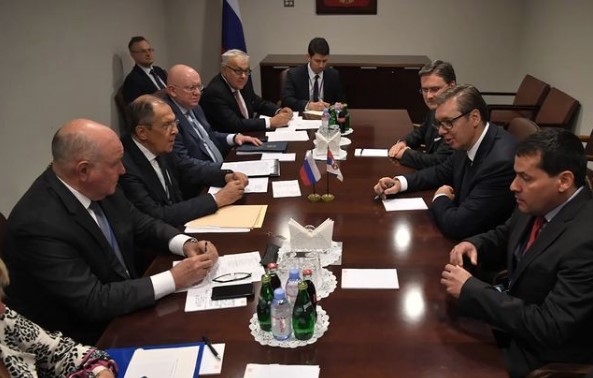 PREDSJENDIK SRBIJE SE ZAHVALIO ZA PODRŠKU Vučić se u Njujorku sastao sa Lavrovom
