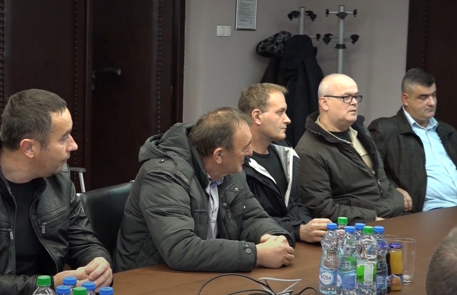 PRIJEDORSKIM RUDARIMA DOŠLO DO GRLA Radnici od danas u štrajku upozorenja