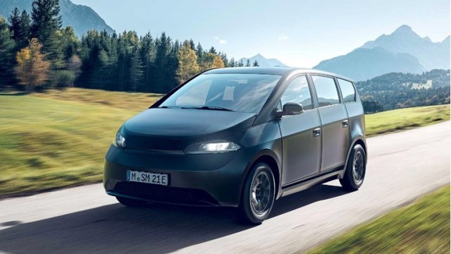 POZNATA I CIJENA Stiže prvi velikoserijski solarni automobil