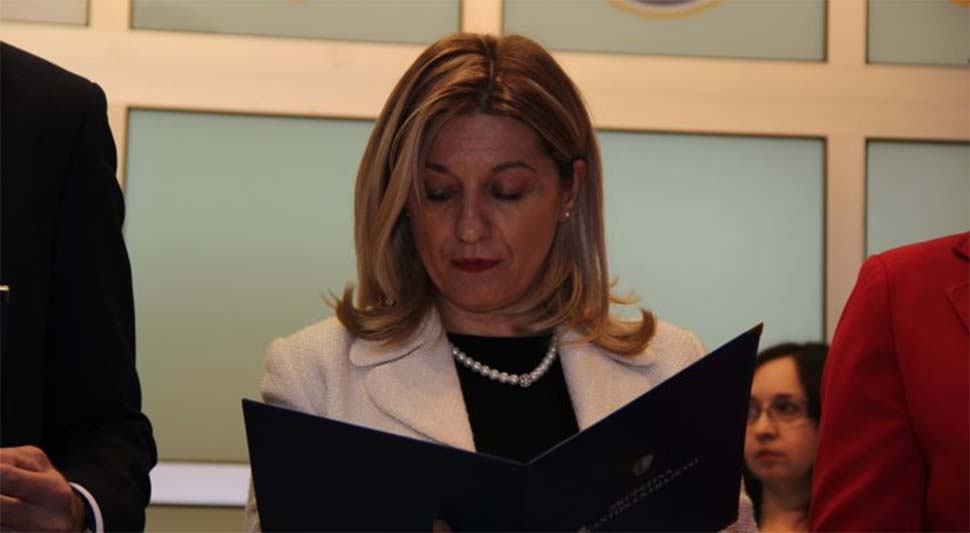 BIVŠA MINISTARKA IZA REŠETAKA Amela Dautbegović dobila dvije i po godine zatvora zbog zloupotrebe položaja