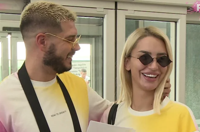 DEJAN IZNENADIO ALEKS POKLONOM Bivša zadrugarka nije mogla da sakrije oduševljenje (FOTO)
