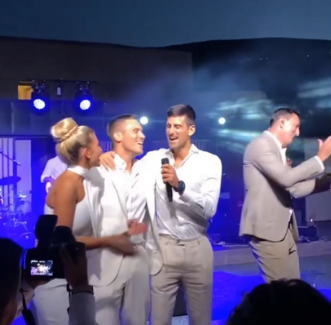 NAJVIŠE ISKEŠIRALI NA MUZIKU Poznato ko je od pjevača koliko zaradio na svadbi Đorđa Đokovića