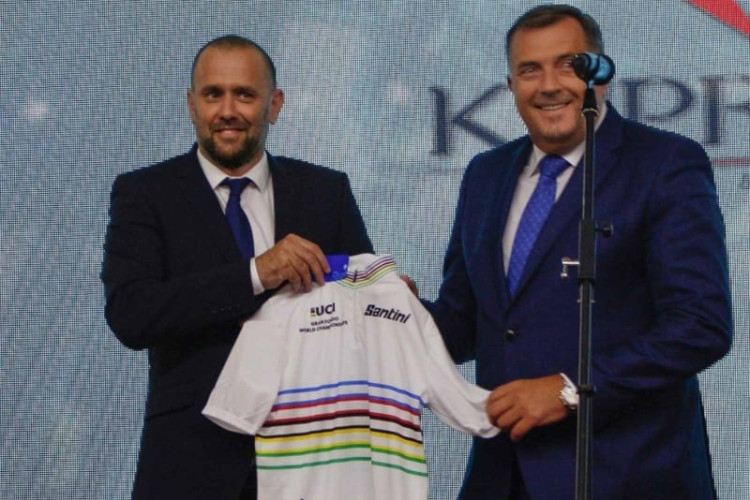 PRIJETNJE ZAPADA NE ZNAČE NIŠTA Dodik i Kuvalja: Trka "Beograd - Banjaluka" će biti održana