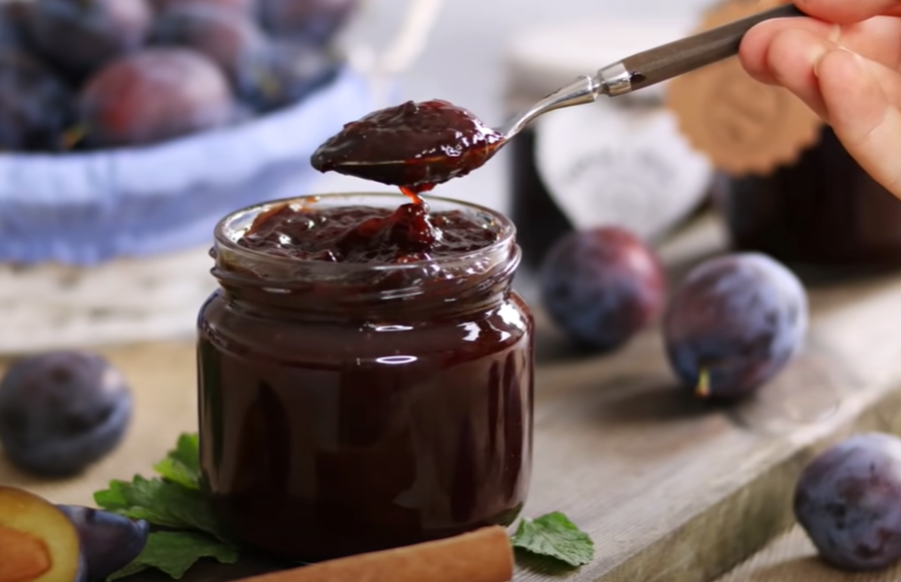 PEKMEZ OD ŠLJIVA KOJI IDE UZ SVE Recept koji se lako sprema i koji ćete probati ove jeseni