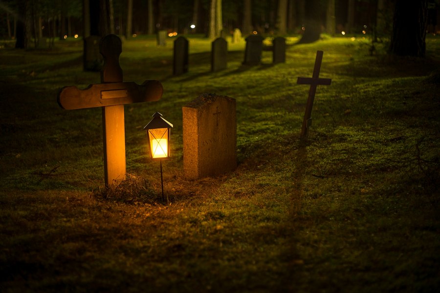 ARHEOLOZI OTKRILI GROBLJE VAMPIRA Ženski leš imao srp preko vrata zbog narodnog vjerovanja