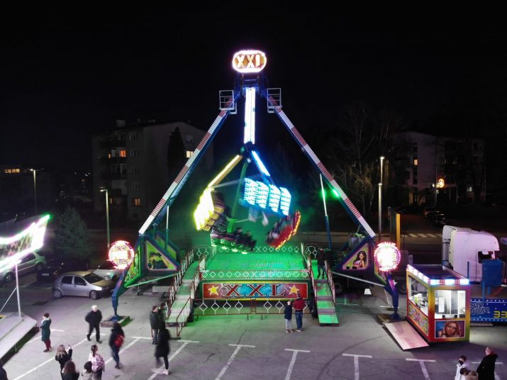 PRVOG DANA POLA SATA BESPLATNE VOŽNJE Mega luna park ponovo stiže u Banjaluku