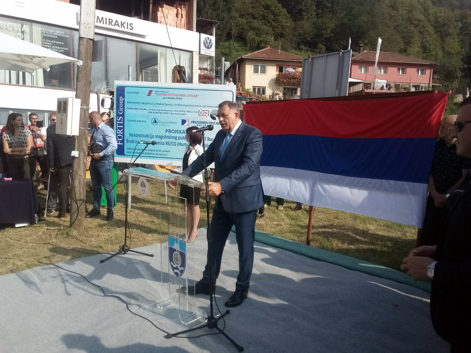 MILORAD DODIK PORUČIO Prioritet izgradnja dijela puta Foča-Šćepan Polje
