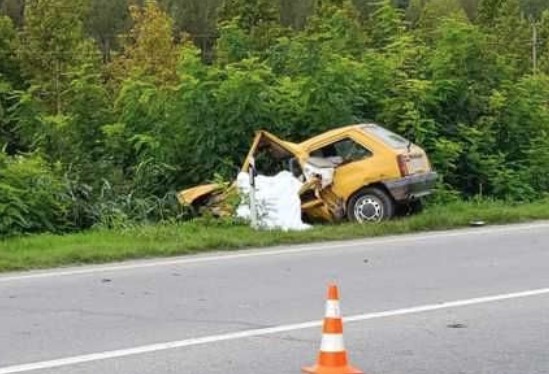 ŽIVOT IZGUBIO STARIJI MUŠKARAC Krenuli na svadbu, pa imali sudar
