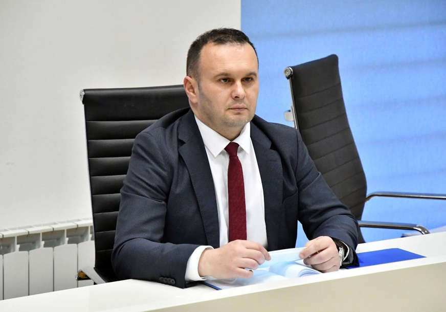 REAGOVAO I GRADONAČELNIK ISTOČNOG SARAJEVA Ćosić: Krivična prijava protiv režisera filma "Sarajevo safari"
