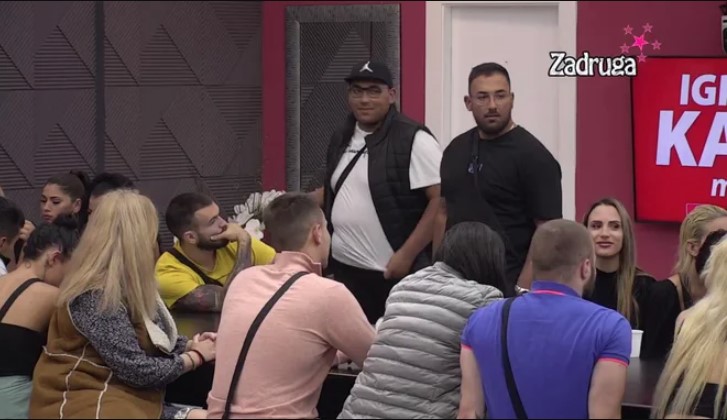 BLIZANCI PORUČILI MARKU MARKOVIĆU Ti si muška Stanija! (VIDEO)