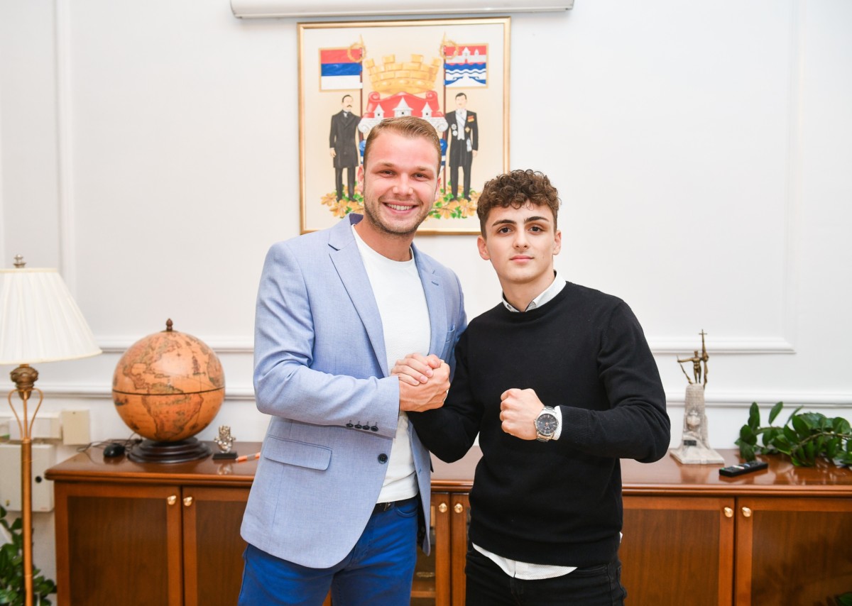 DRAŠKO STANIVUKOVIĆ DOČEKAO NAJBOLJEG SPORTISTU Novčana podrška za naredna takmičenja (FOTO)
