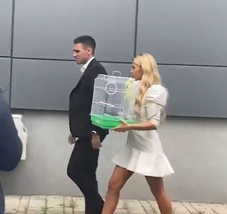 NIJE HTJELA DA SE UDA BEZ PAPAGAJA Žena Đorđa Đokovića otkrila i zbog čega