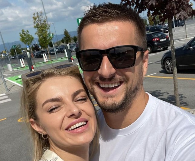 SESTRA DŽEJLE RAMOVIĆ ZASIJALA U VJENČANICI Šejla oduševila javnost - svadba kao iz bajke