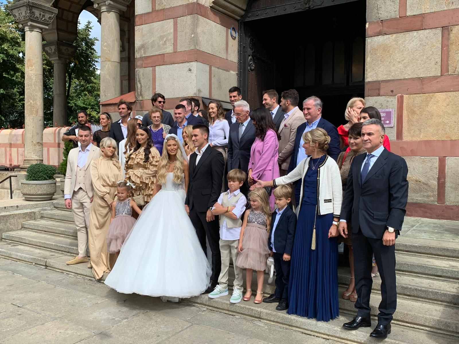 ĐOKOVIĆI IZDVOJILI MASNU CIFRU ZA SVADBU Ovo je najviše koštalo Đorđa i Sašku