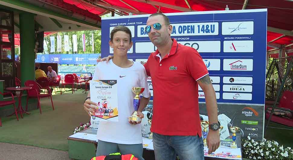 IMAO KONTROLU U SVOJIM RUKAMA Krstajić i Ksinran slavili u singlu na turniru "Tennis Europe"