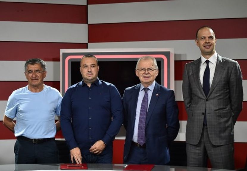 "VELIKA ČAST I OBAVEZA" Zvezda potpisala saradnju sa FK Timok iz Zaječara