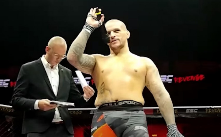 BRAZILAC GA USPAVAO Vaso "Psihopata" nakon poraza se pozdravio od MMA karijere
