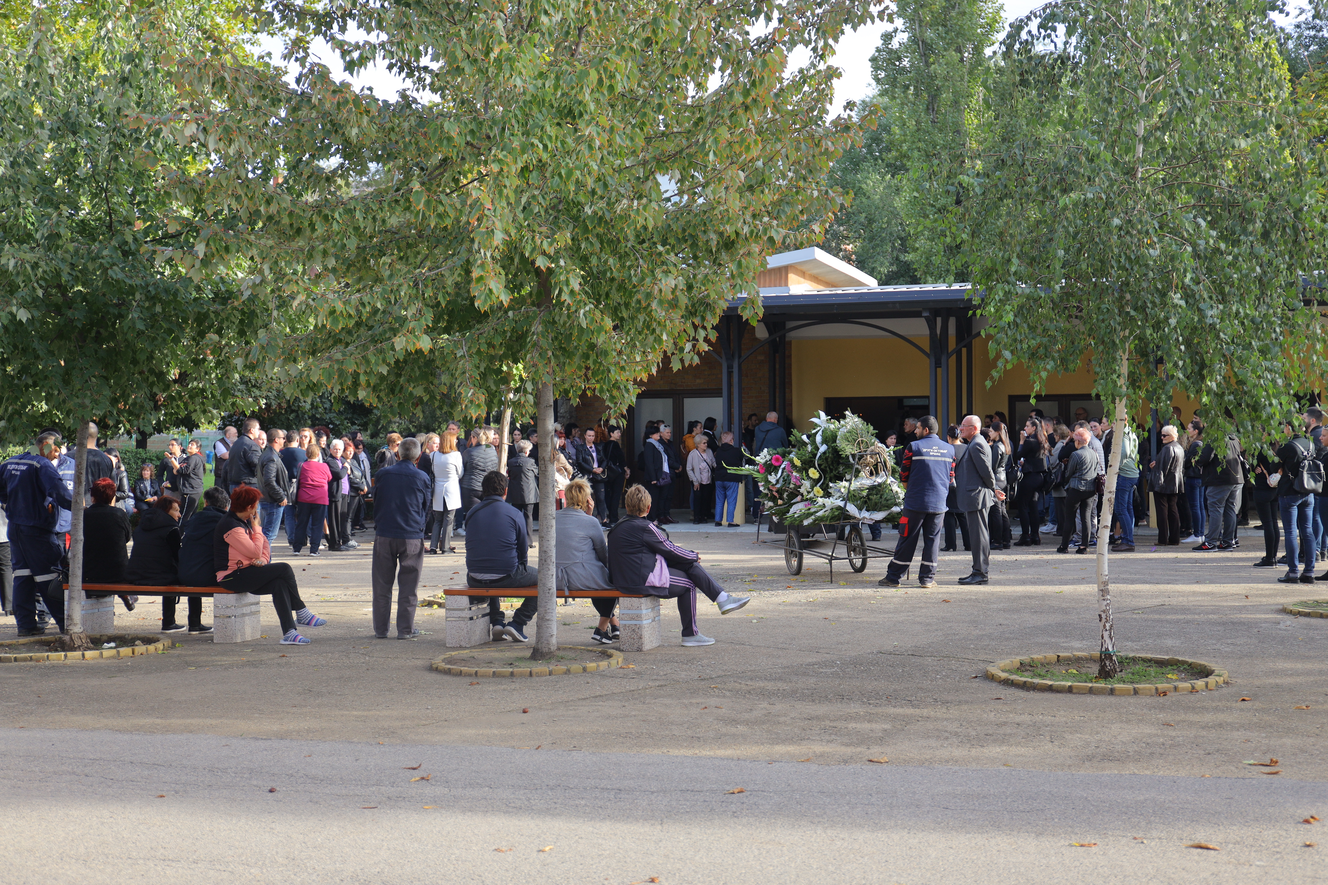 TUGA PREPLAVILA VRŠAC Sahranjena Petra Budimirović (2), djevojčica koju je u smrt odveo otac (FOTO)