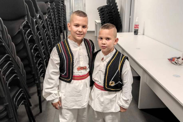 KRAJIŠNIK SE NE POSTAJE, KRAJIŠNIK SE RAĐA Upoznajte braću Luku i Njegoša koji čuvaju tradiciju predaka (VIDEO)