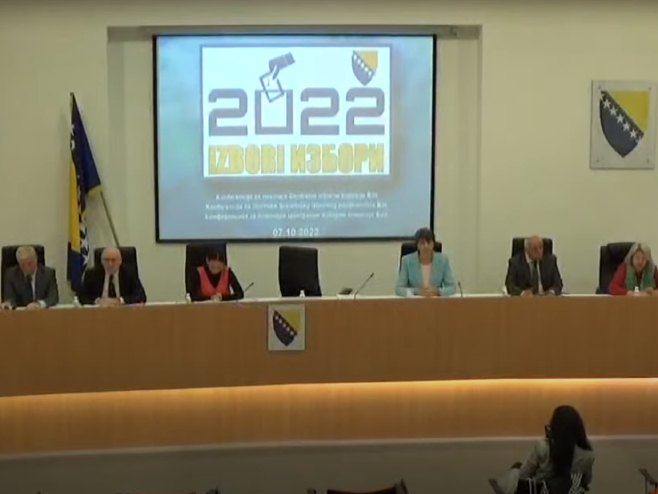 Arnautović: Veliki teret na opštinskim i gradskim izbornim komisijama (VIDEO)