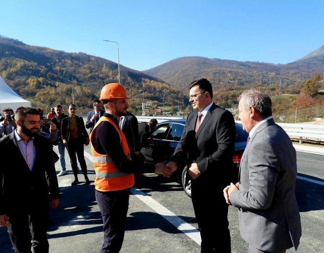 Tegeltija i Fon der Lajen otvorili tunel "Ivan" (FOTO)