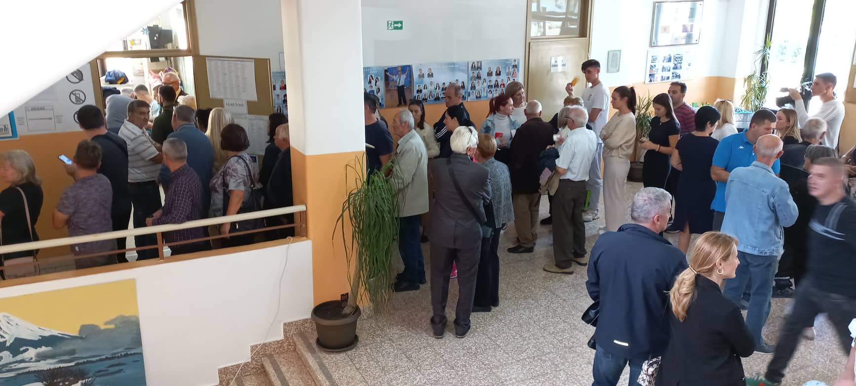 GLASANJE U BANJALUCI Do 11 časova izašlo 18,75 odsto birača
