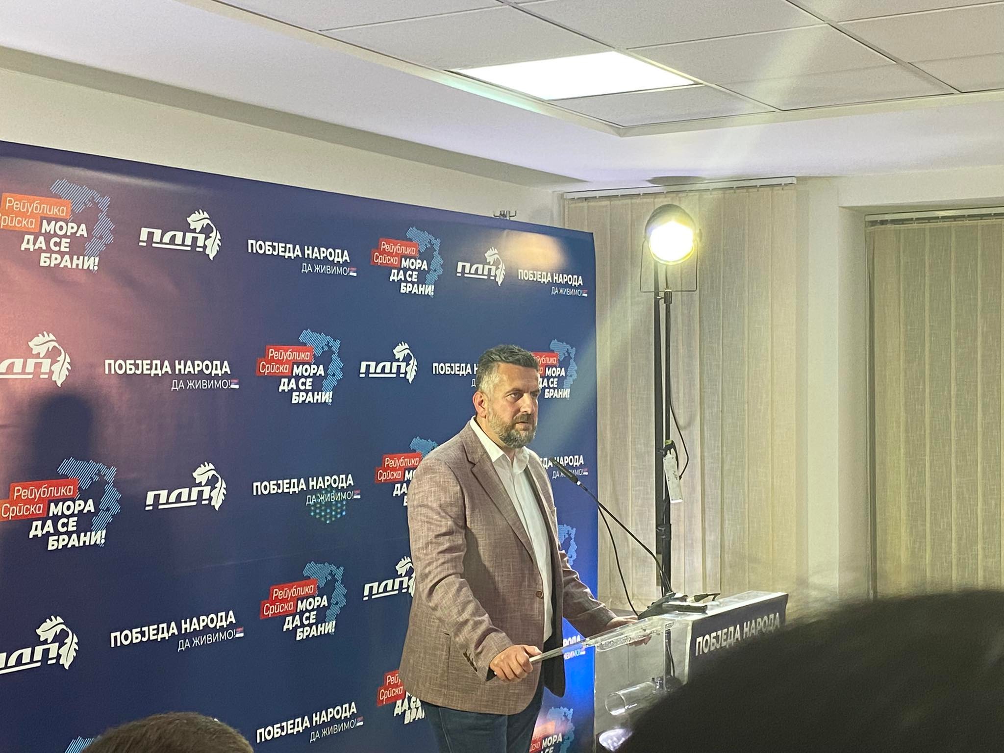 “POSTOJI PROBLEM KOJI TREBA RAZJASNITI PRIJE SJEDNICE” Vuković traži odgovor na pitanje kada će se slaviti Dan Republike Srpske