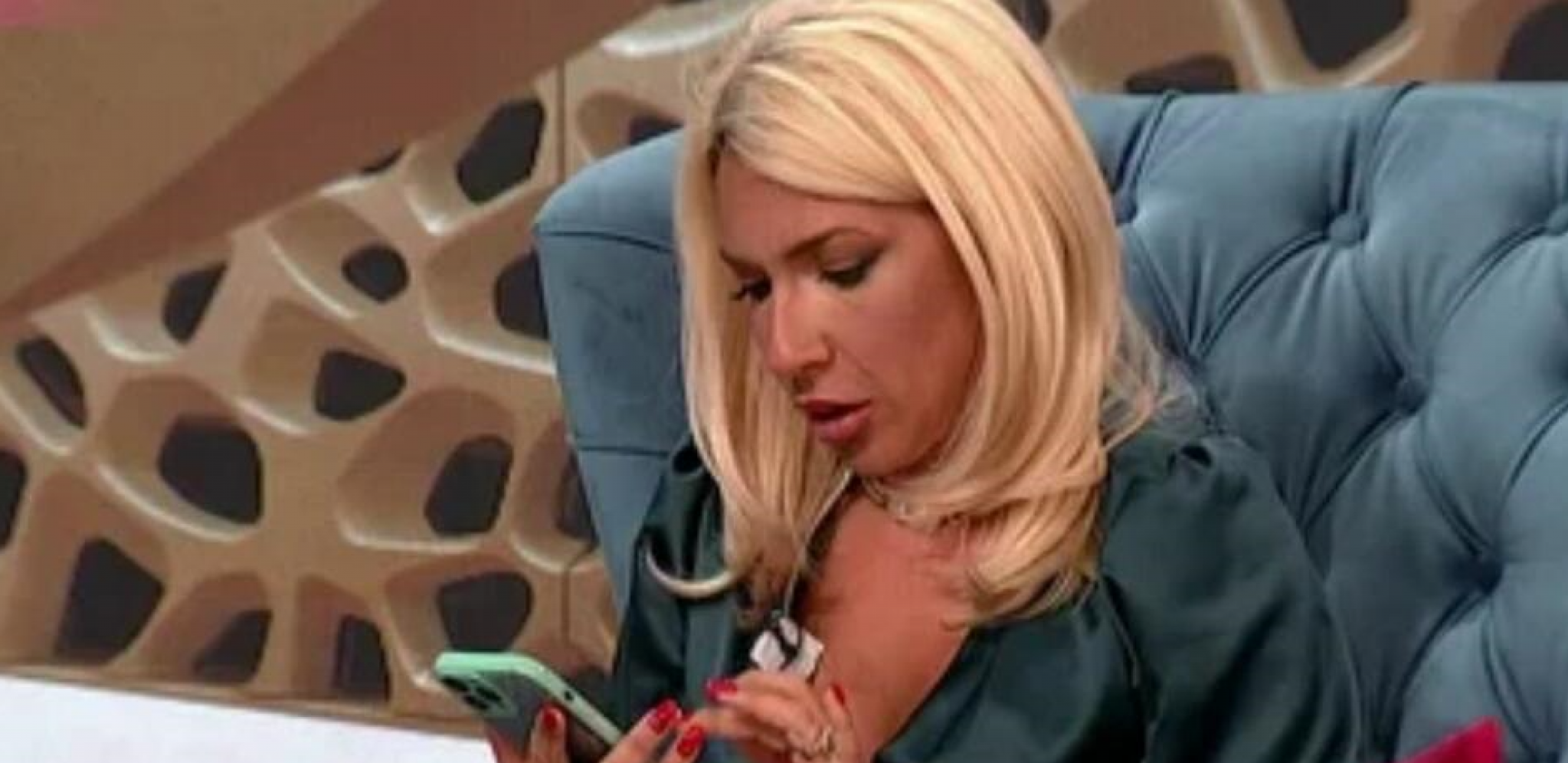 JOVANA JEREMIĆ IZNIJELA SKADALOZNE TVRDNJE Voditeljka progovorila o "kladioničarksoj mafiji", pa priznala ovo