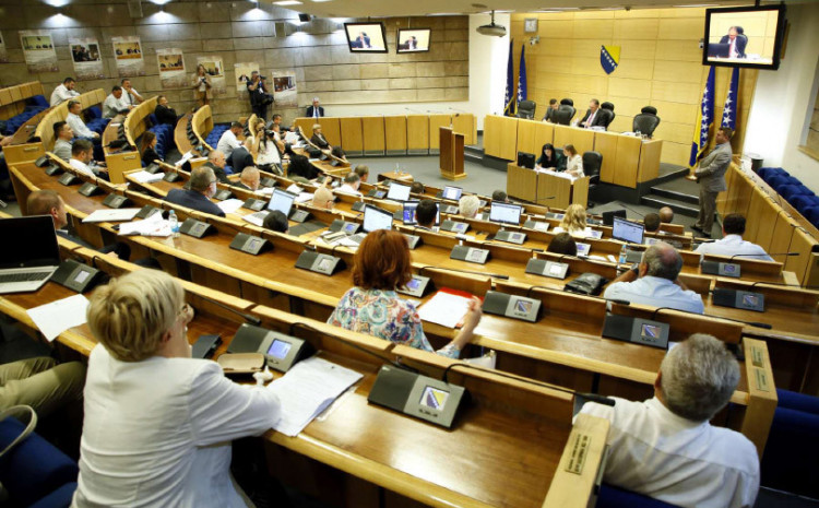 SDA IMA SREĆU SA KUGLICAMA Dobili većinu u Klubu Bošnjaka Doma naroda FBiH