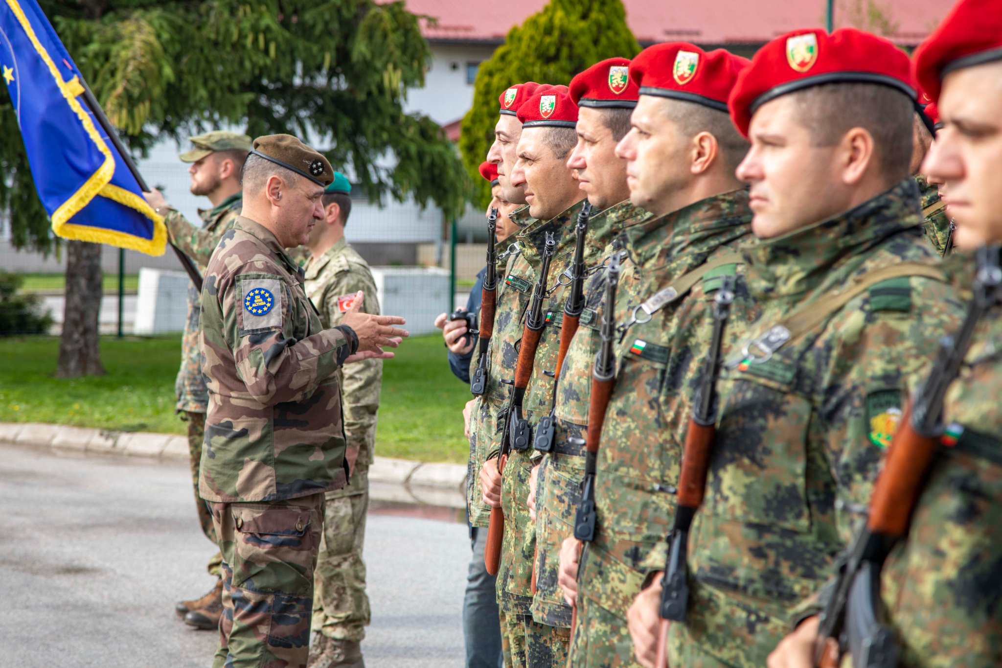 ЕUFOR demantovao Heleza: Nemamo informacije o paravojnim kampovima