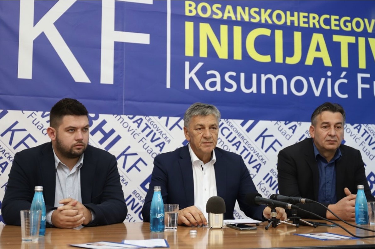 KASUMOVIĆ POBIJEDIO, ALI TRAŽI PONIŠTENJE IZBORA Šta se dešavalo sa listićima iz 32 sporne vreće?: "Pozvaću građane da blokiraju grad"
