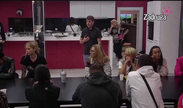 Ivan Marinković otkrio na koga ga podsjeća zadrugarka, pa joj sasuo sve u lice! (VIDEO)