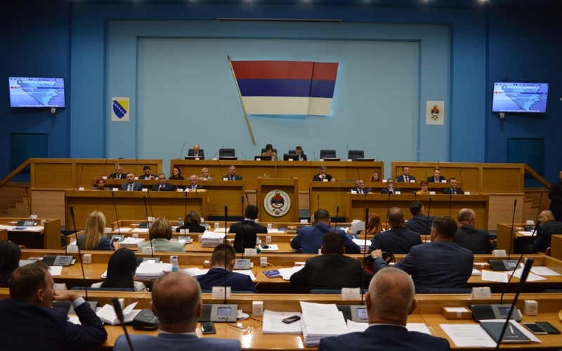 POSLANICI IZGLASALI Srpska dobila Zakon o nepokretnoj imovini, opozicija i političko Sarajevo negoduje