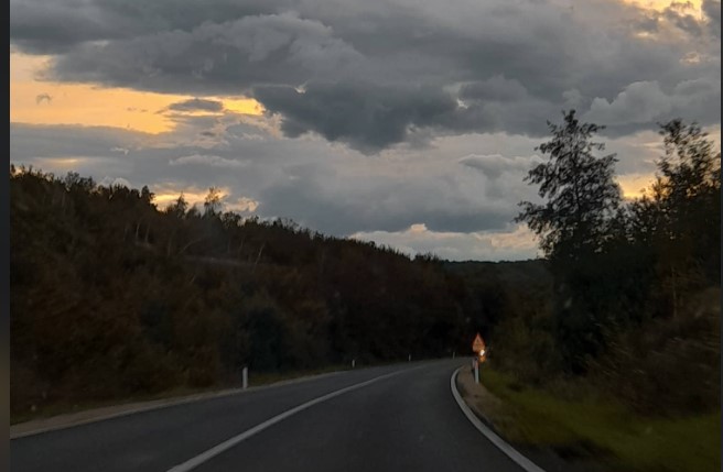STANJE NA PUTEVIMA Radovi preusmjeravaju saobraćaj
