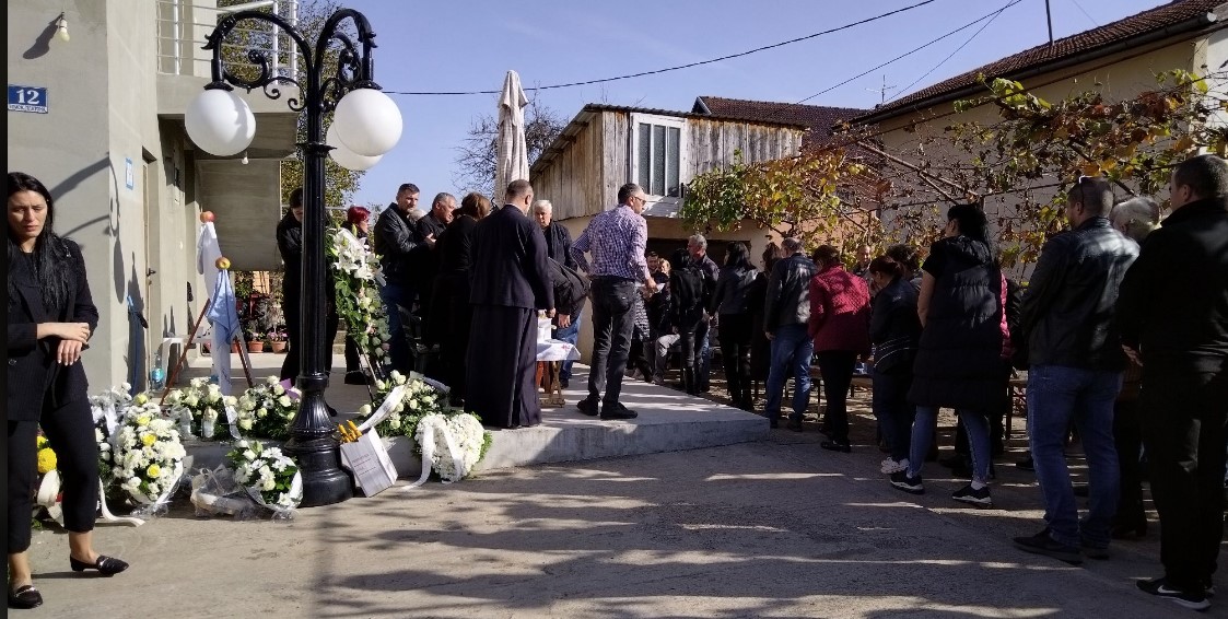 PORODICA MLADENA DULIĆA (22) DOŽIVJELA JOŠ JEDAN ŠOK Nesrećni mladić pripremio svijeće za svoj ispraćaj na vječni počinak (VIDEO)