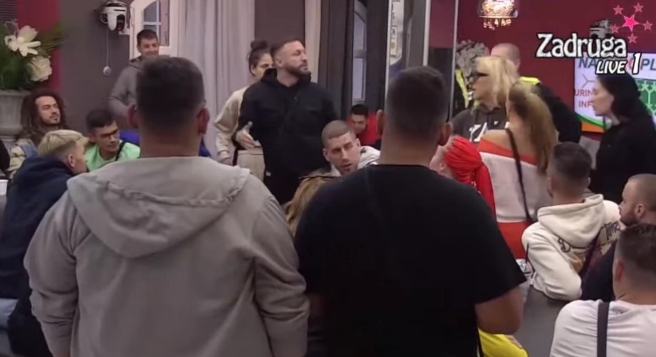 POBILE SE ZADRUGARKE Nova tuča u rijalitiju napravila haos, obezbjeđenje momentalno reagovalo (VIDEO)