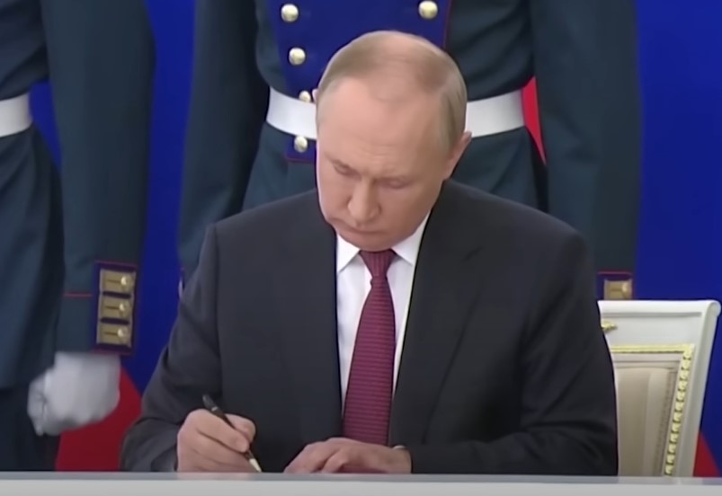 Putin izdao naređenje: "Moćno oružje kreće u pohod"