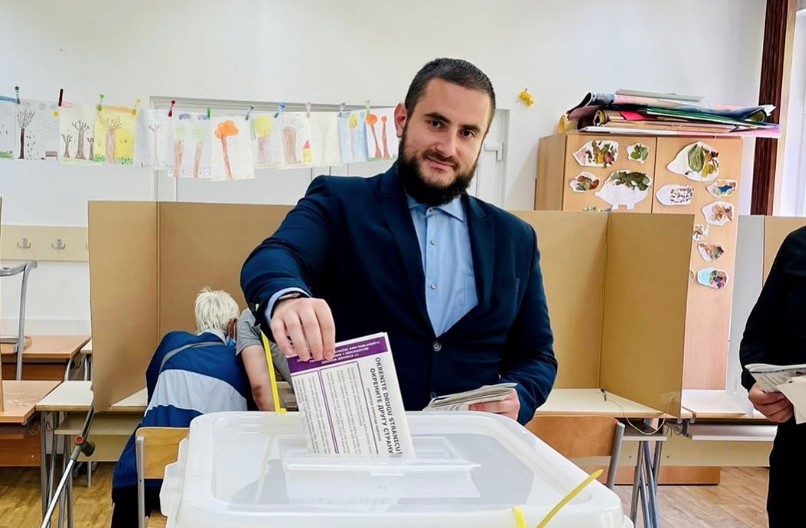 IZBORI U BIH Glasao i Usame Zukorlić: "Neka nam bude hairli"
