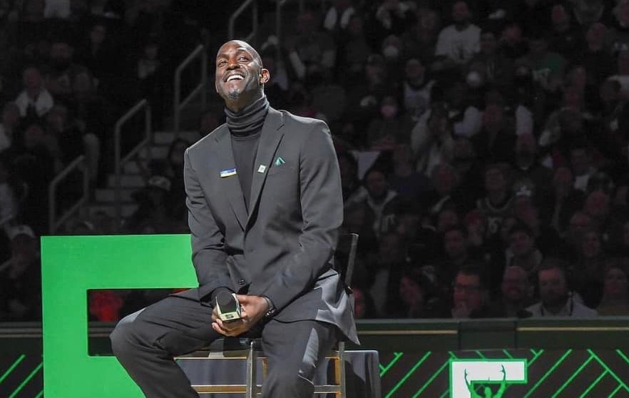 PSOVKOM NASMIJAO SVE U STUDIJU Legenda NBA lige pomješala Jokića i Đokovića