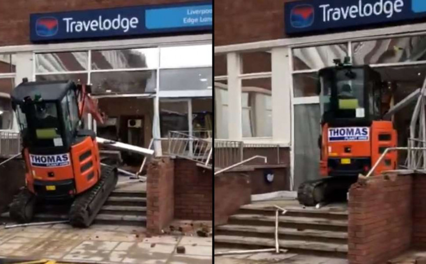 BIZARAN INCIDENT U VELIKOJ BRITANIJI Uletio bagerom u hotel i sve razrušio (VIDEO)