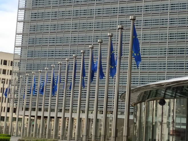 SLOVENCI SMATRAJU DA JE PRAVI TRENUTAK Štucin: "U decembru dodijeliti BiH status kandidata"