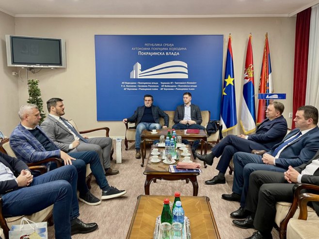 POLOVINA ZA ZVORNIK Vlada Vojvodine donira 100.000 KM za sportske terene u Srpskoj